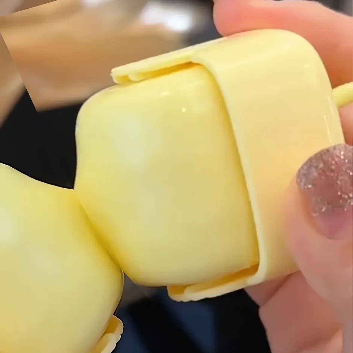 1pc Washable & Portable Lint Remover & Roller – Pet Hair Cleaner for Clothes, Sofas, Beds & Furniture